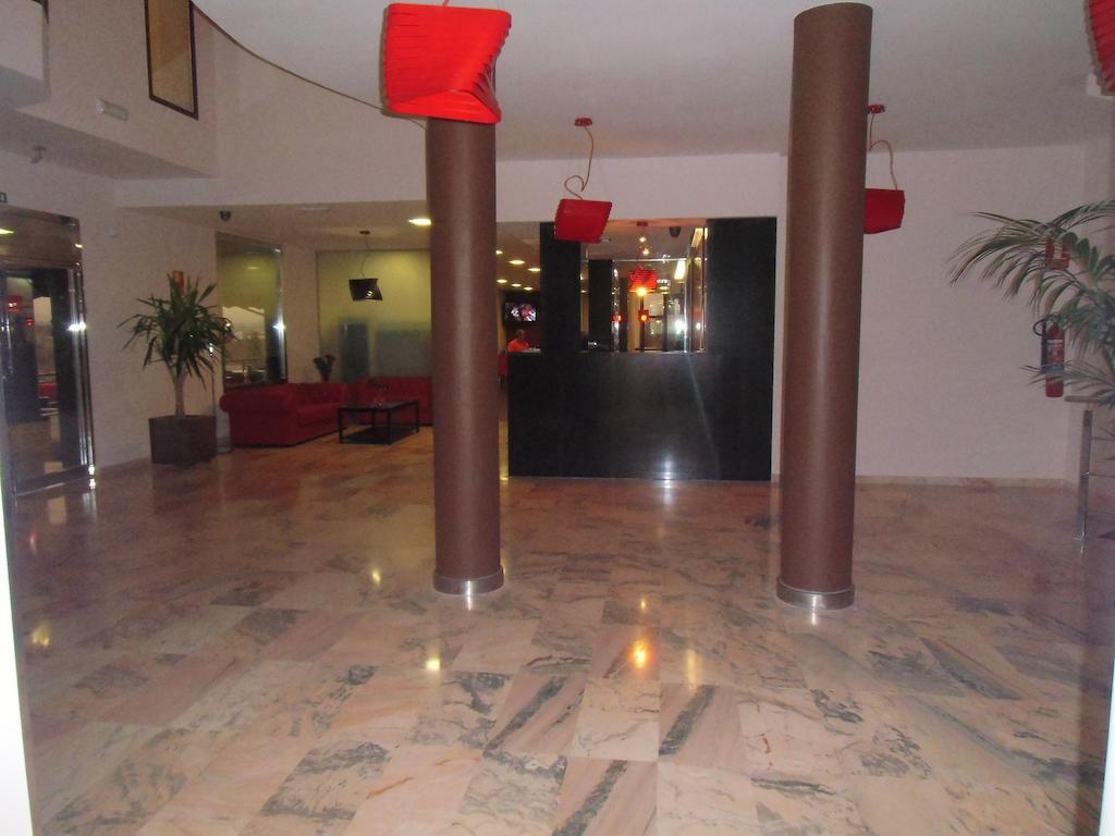 Area de Servicio Villamartín Villamartin de la Abadia Exterior foto